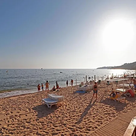 Typical With Pool By Homing Albufeira