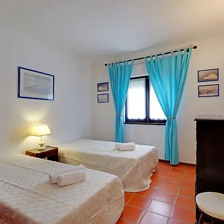 Typical With Pool By Homing Apartment Albufeira