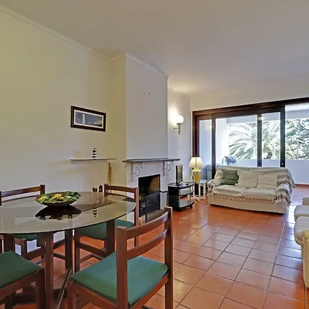 Typical With Pool By Homing Albufeira